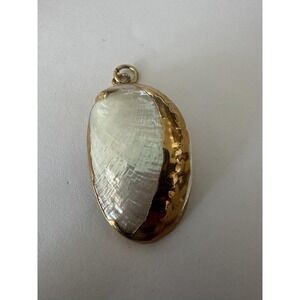 Gold Tone Abalone Shell Pendant Oval Mother Of Pearl Beach Sea Life Charm Boho